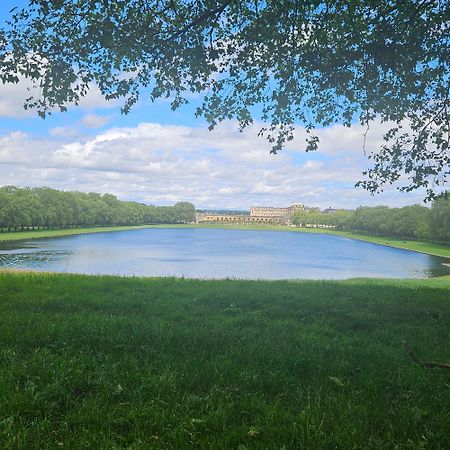 Studette Remilly A Versailles Buitenkant foto